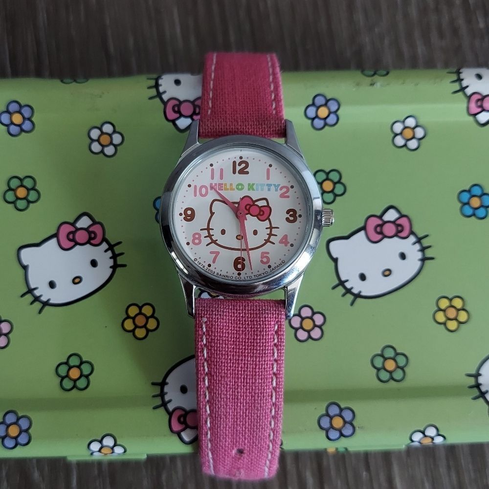 2003 Hello Kitty Pink Watch